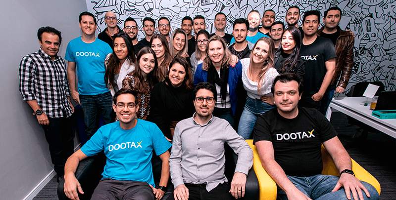 Equipe Dootax com equipe de profissionais de contabilidade e tecnologia especializada em soluções fiscais e tributárias para negócios no Brasil.
