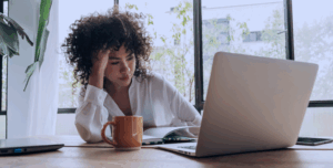 Seu software emissor de nota fiscal on-premise será descontinuado? Entenda por que e saiba o que fazer